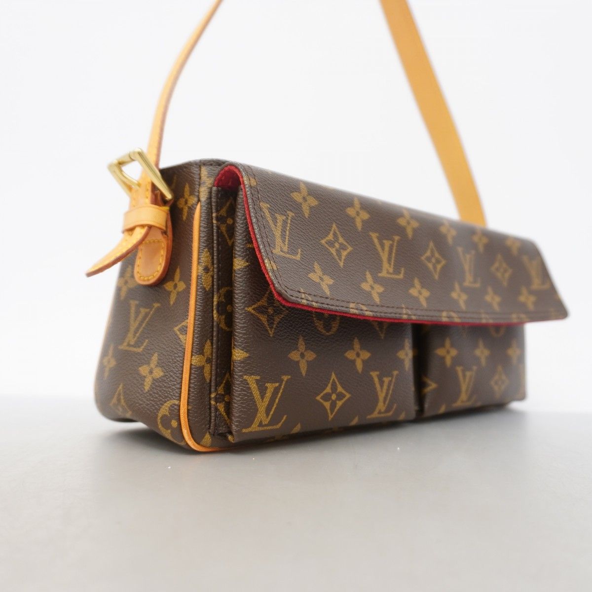 Louis Vuitton Shoulder Bag Monogram Viva Cite MM Brown — view 2