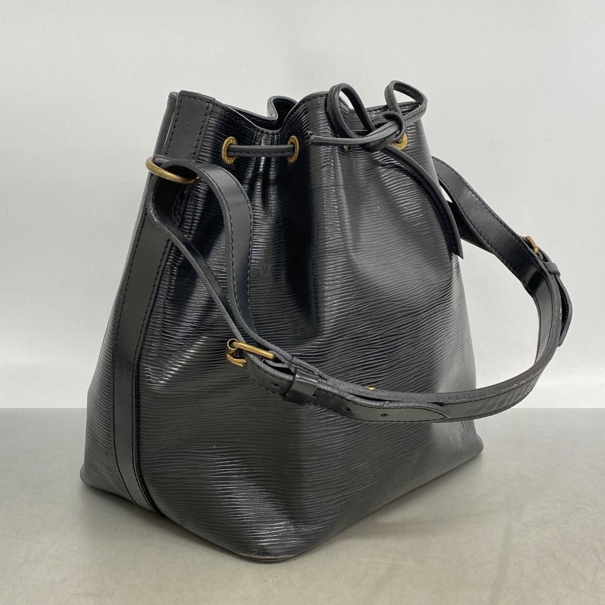 Louis Vuitton Shoulder Bag Epi Petit Noe Noir — view 2