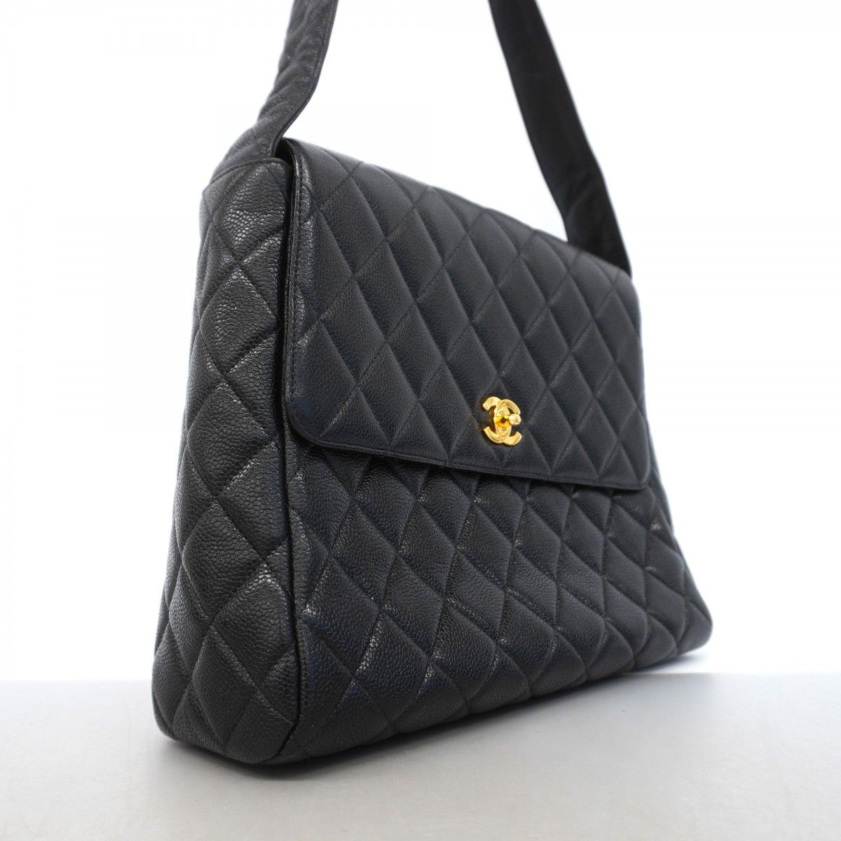 Chanel Shoulder Bag Quilted Caviar Leather Black Gold — view 2