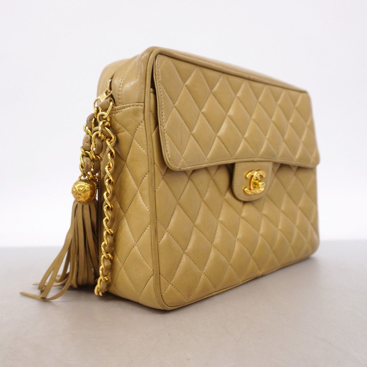 Chanel Shoulder Bag Quilted Brilliant Lambskin Beige Gold — view 2
