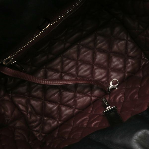 Chanel Coco Cocoon Small Tote Leather — view 3