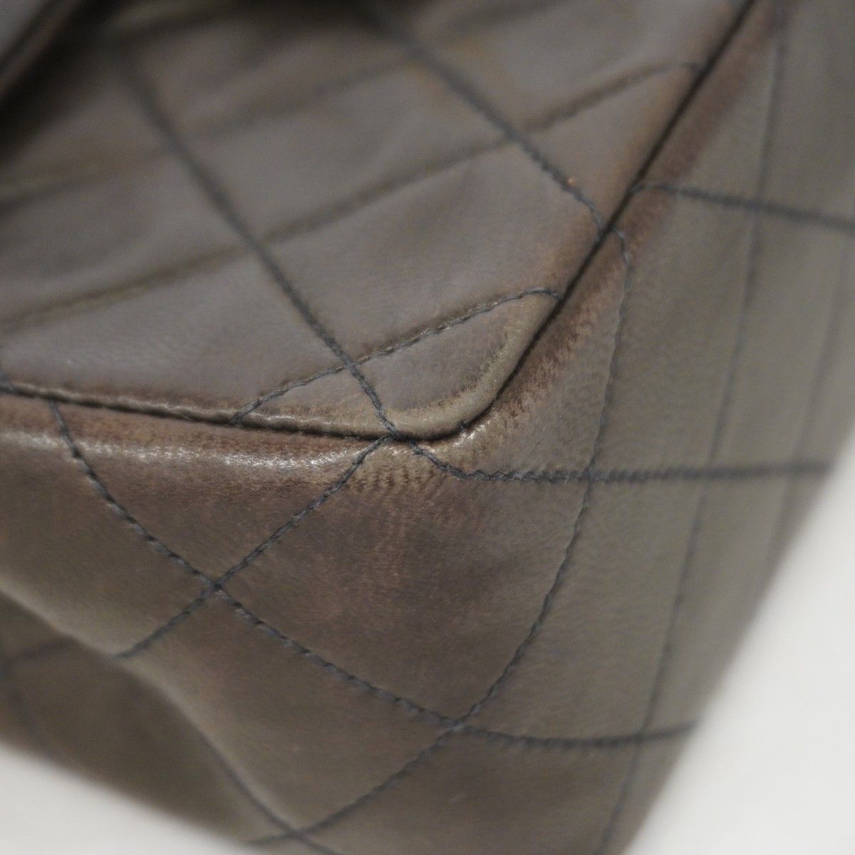 Chanel Shoulder Bag Quilted Lambskin Black Gold — view 6