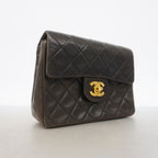 Chanel Shoulder Bag Quilted Lambskin Black Gold — view 2