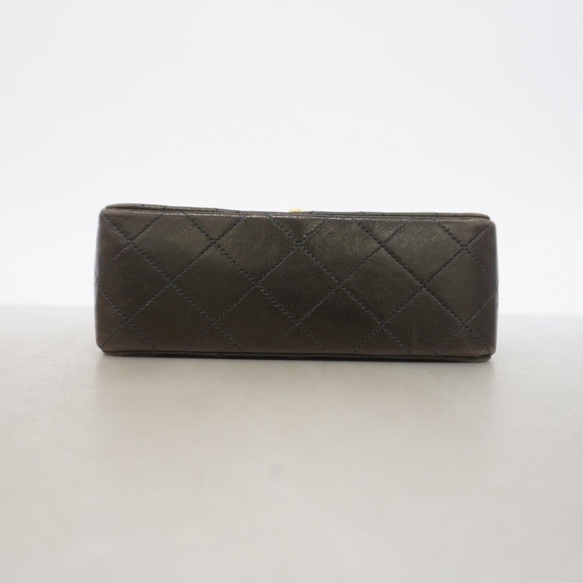 Chanel Shoulder Bag Quilted Lambskin Black Gold — view 3