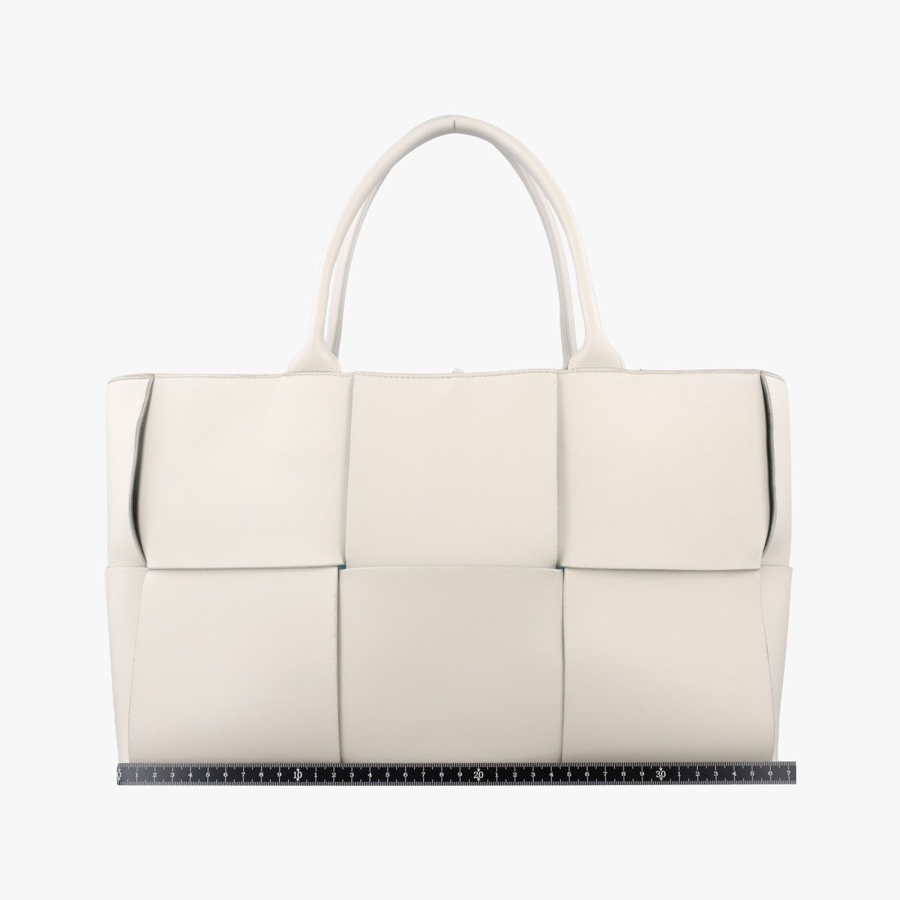 Bottega Veneta the Arco Tote White Lambskin — view 2