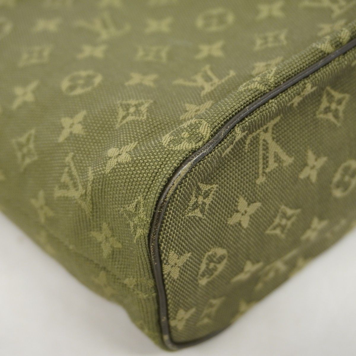 Louis Vuitton Handbag Monogram Mini Lucille PM Khaki — view 6