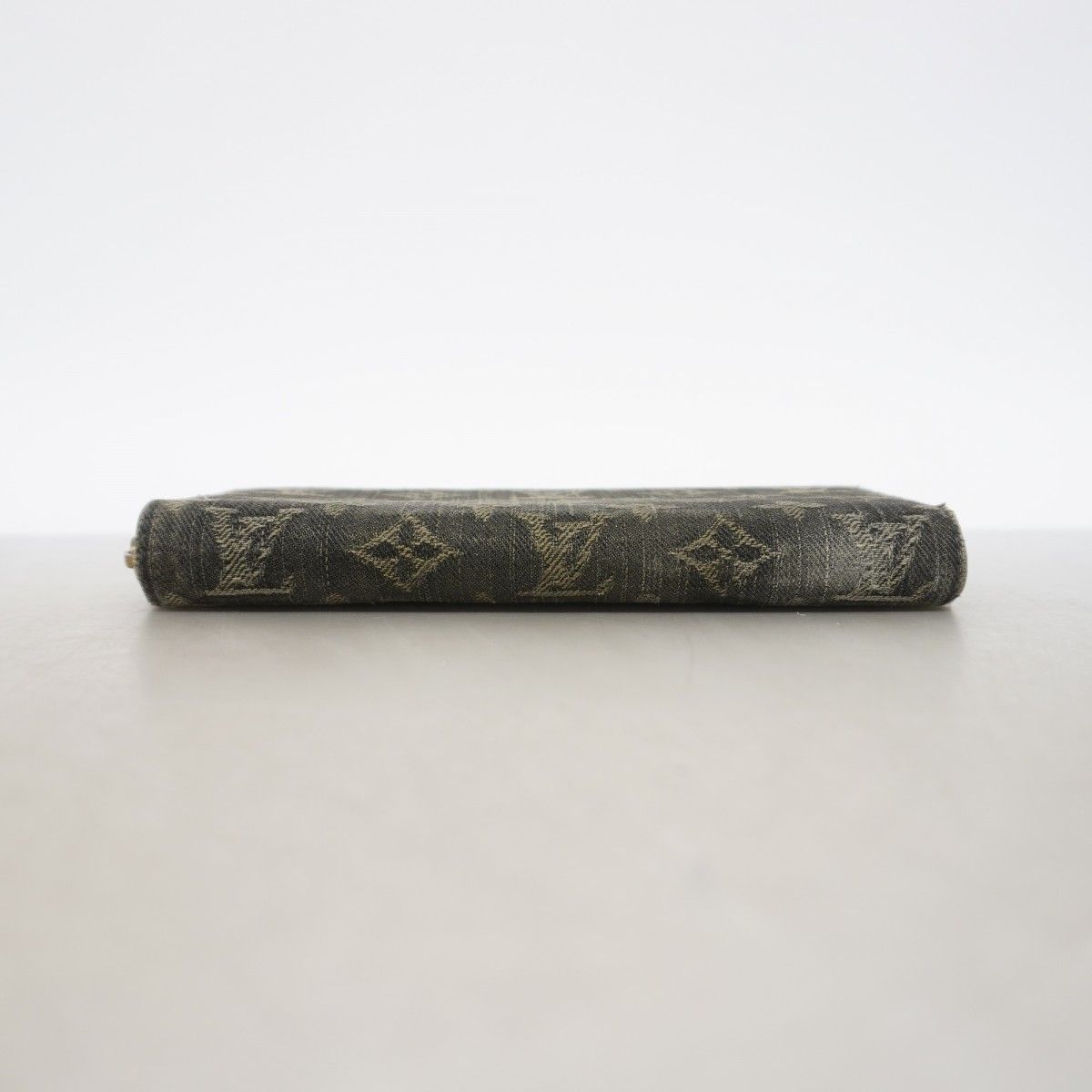 Louis Vuitton Wallet Monogram Denim Zippy Noir — view 2