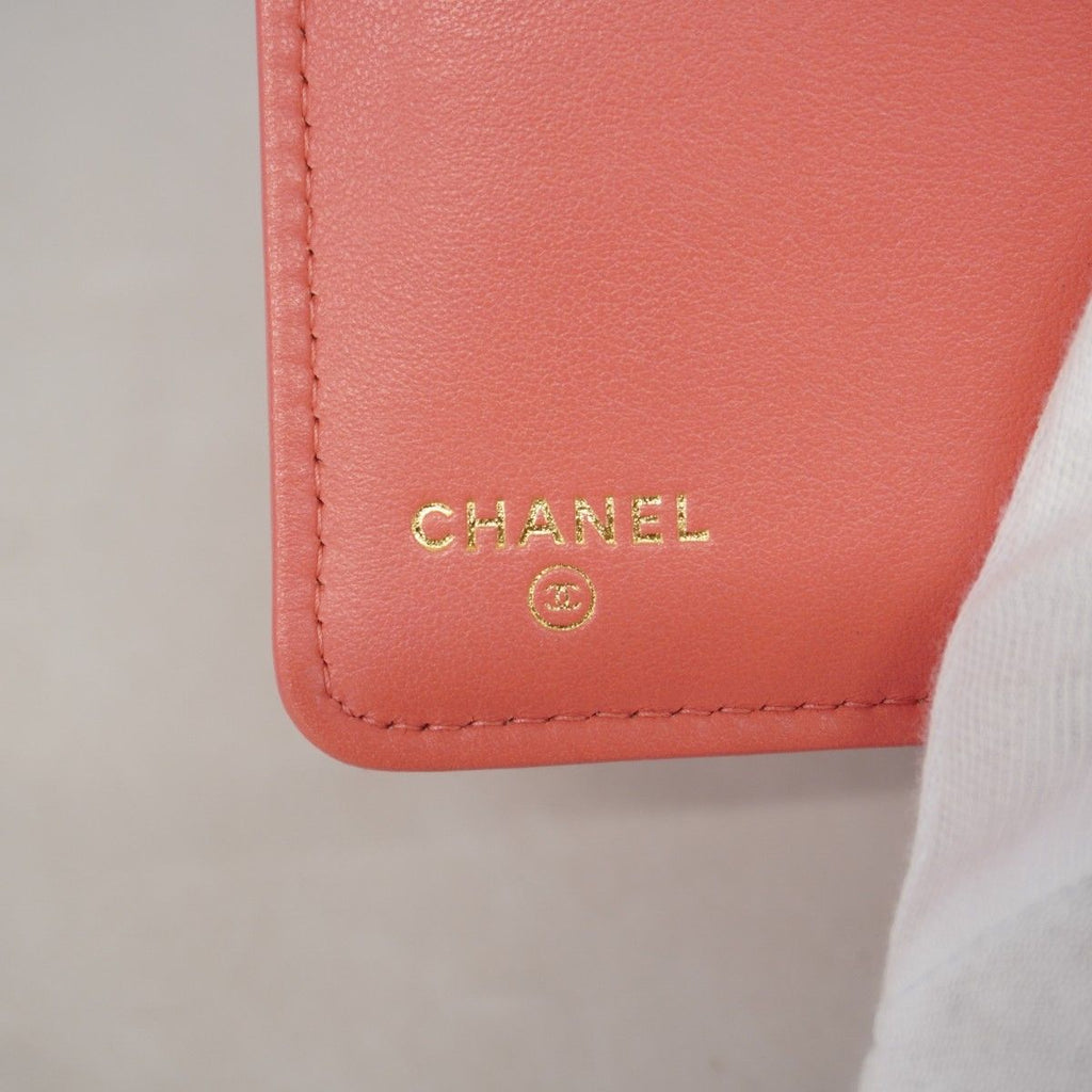 Chanel Wallet Quilted Caviar Leather Pink Gold — view 4