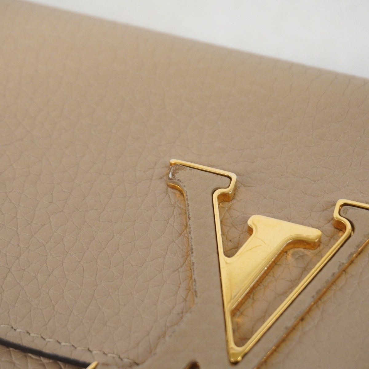 Louis Vuitton Wallet Taurillon Portefeuille Capucines Galle — view 7