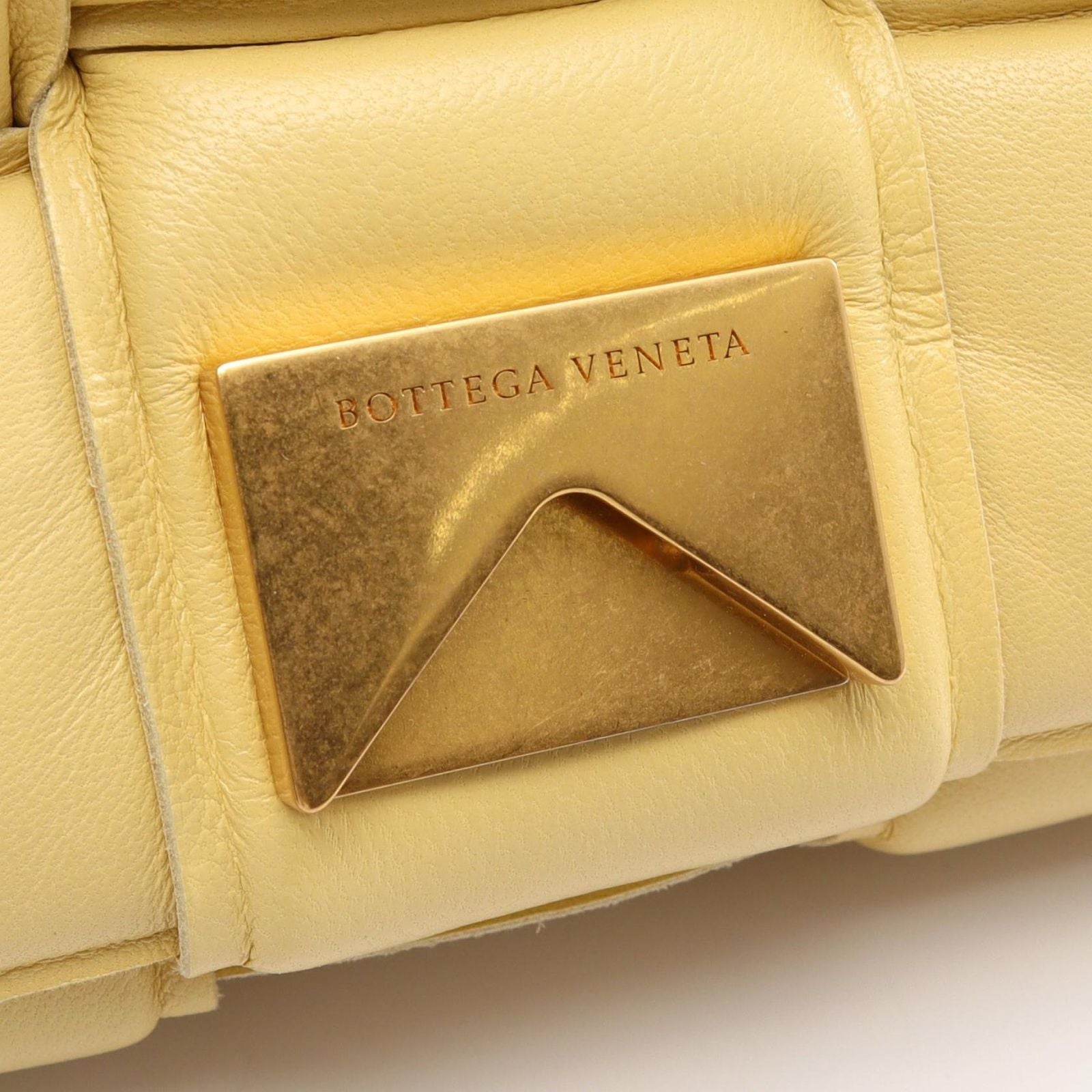 Bottega Veneta Shoulder Bag Padded Cassette Intrecciato Light Yellow Leather — view 7