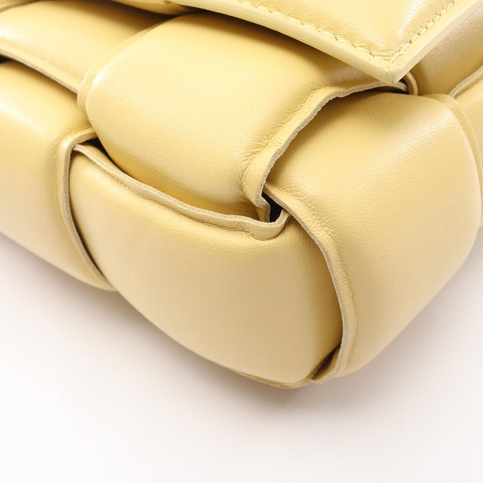Bottega Veneta Shoulder Bag Padded Cassette Intrecciato Light Yellow Leather — view 8