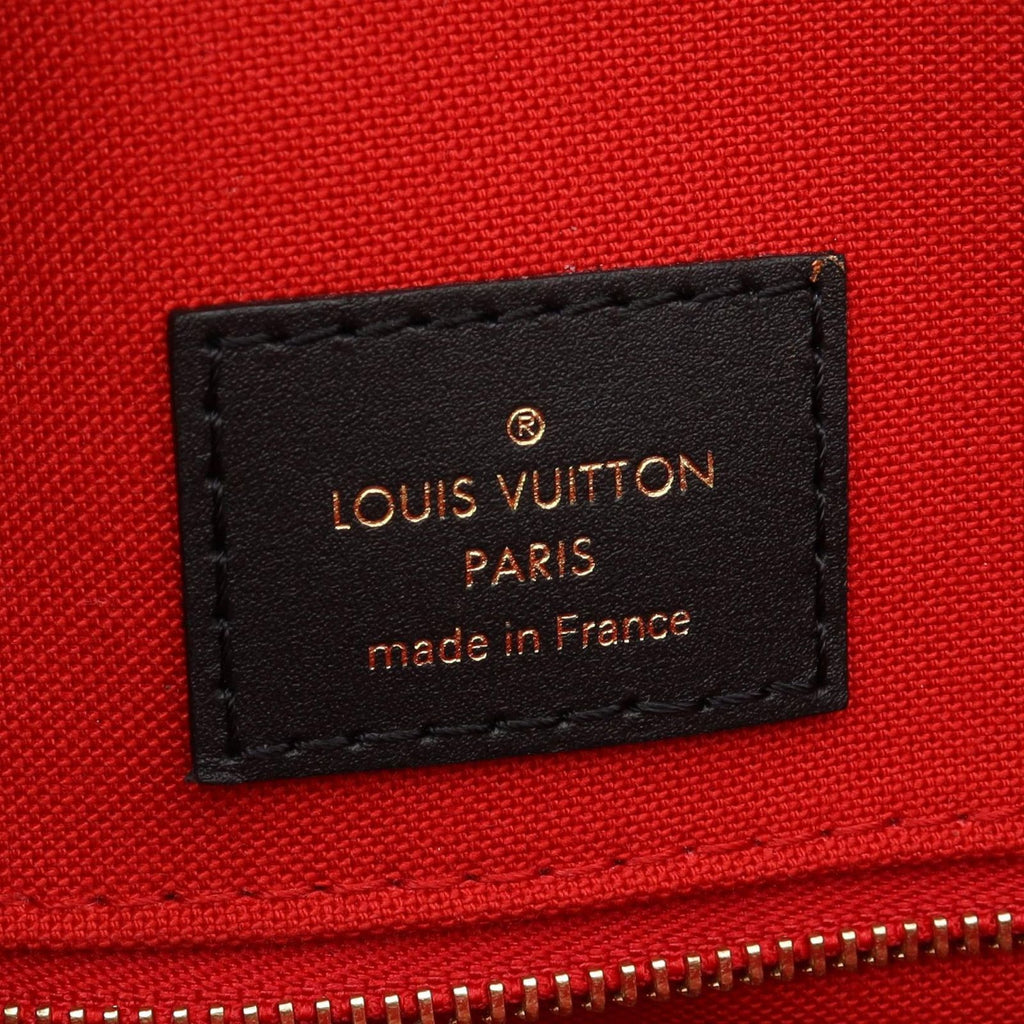 Louis Vuitton Tote On The Go MM Monogram Giant Reverse 2-Way Canvas Leather — view 4