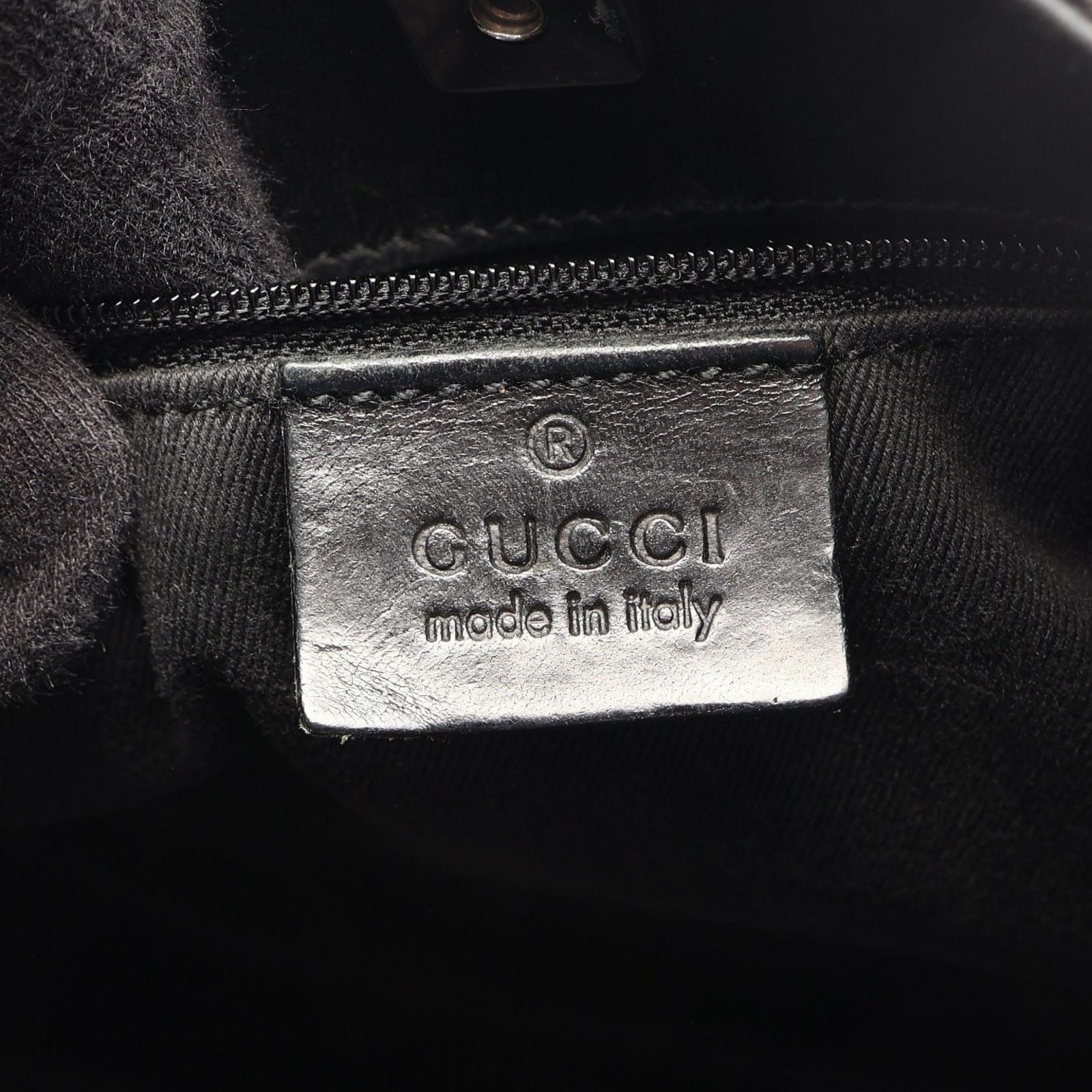 Gucci Shoulder Bag GG Canvas Black — view 4