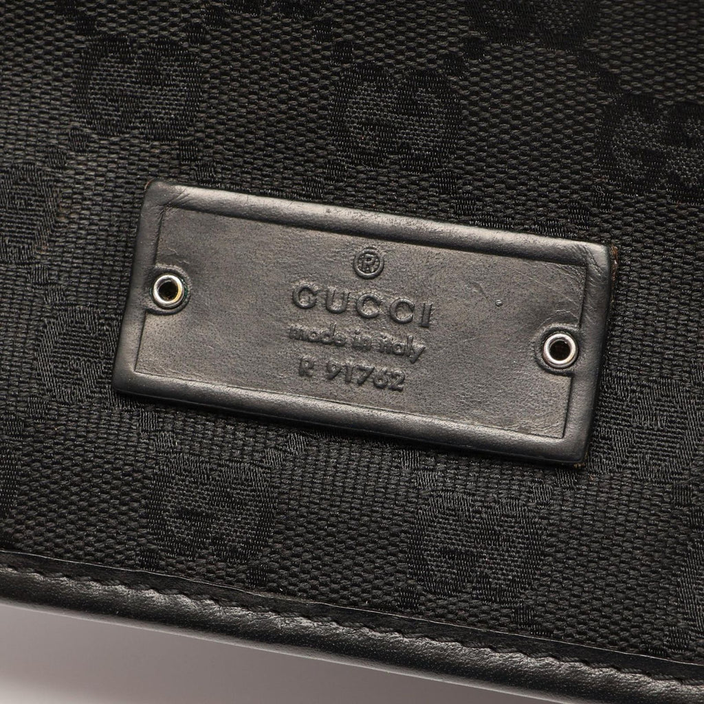 Gucci Shoulder Bag GG Canvas Black — view 6