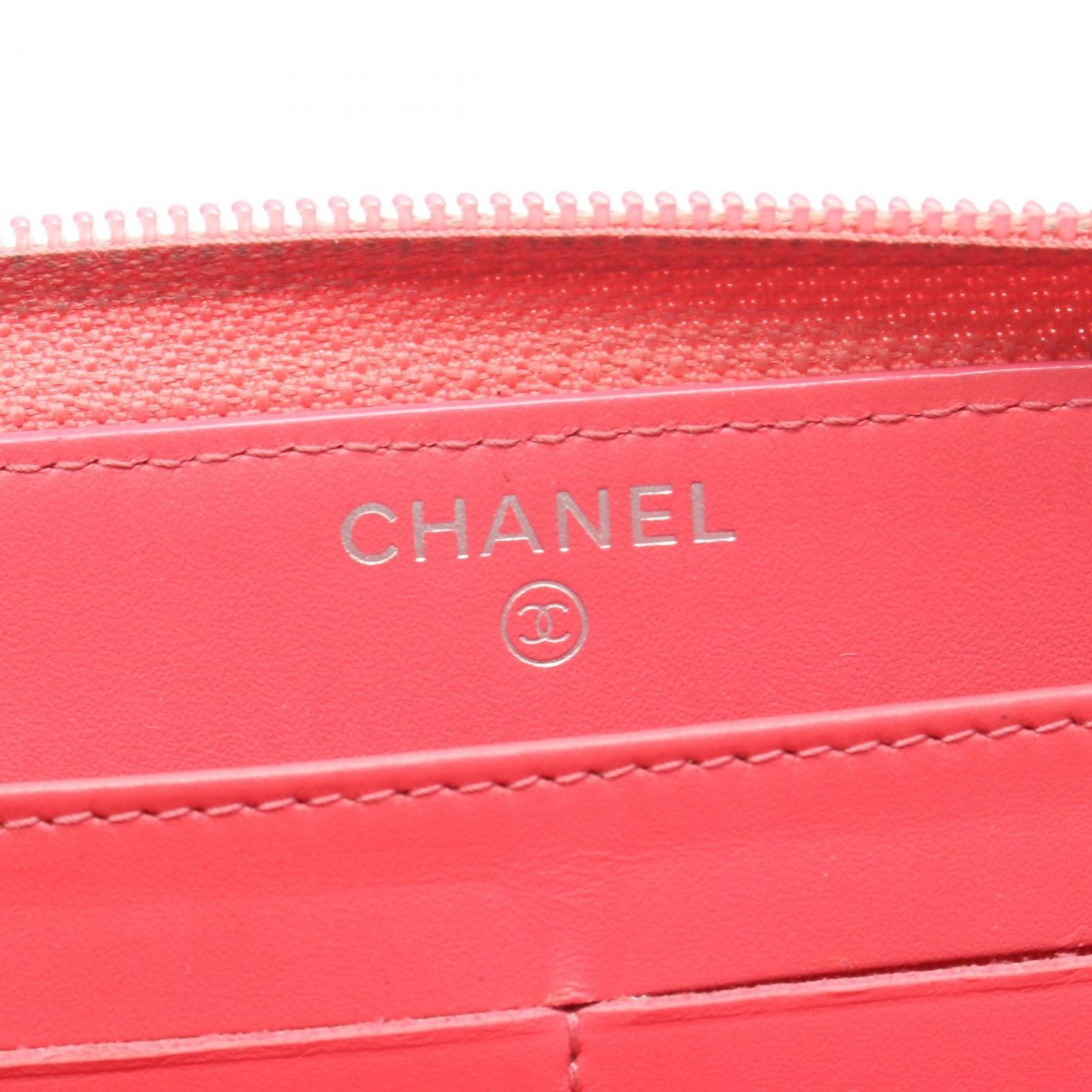 Chanel Round Wallet CC Logo Pink Caviar Leather CC — view 4
