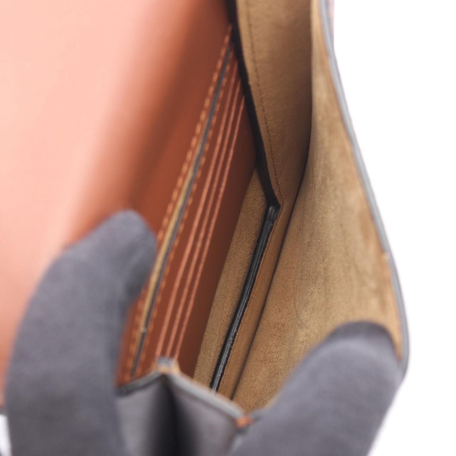 Loewe Shoulder Bag Gusset Flat Crossbody Cross Brown Leather — view 3