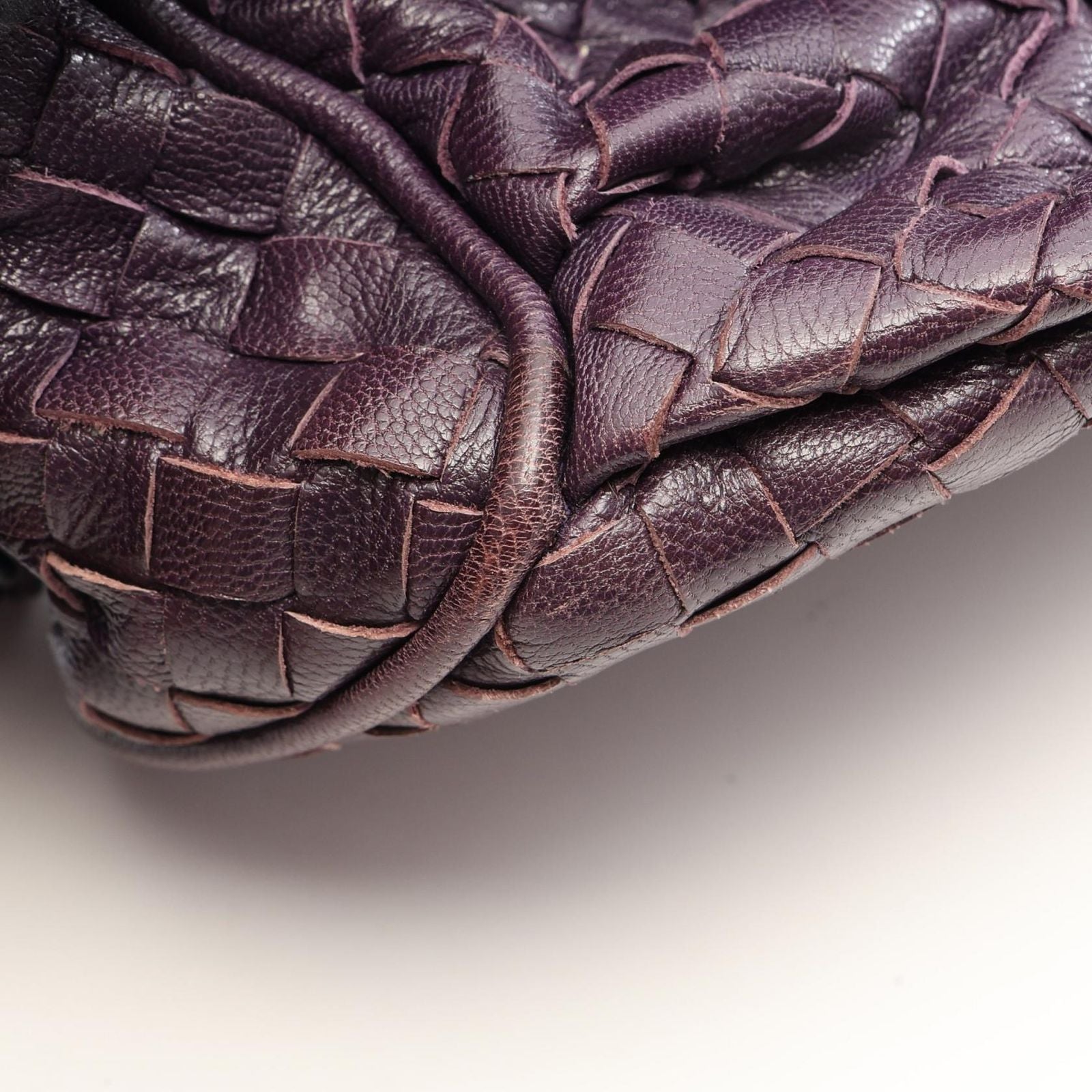 Bottega Veneta Shoulder Bag Intrecciato Purple Leather — view 8