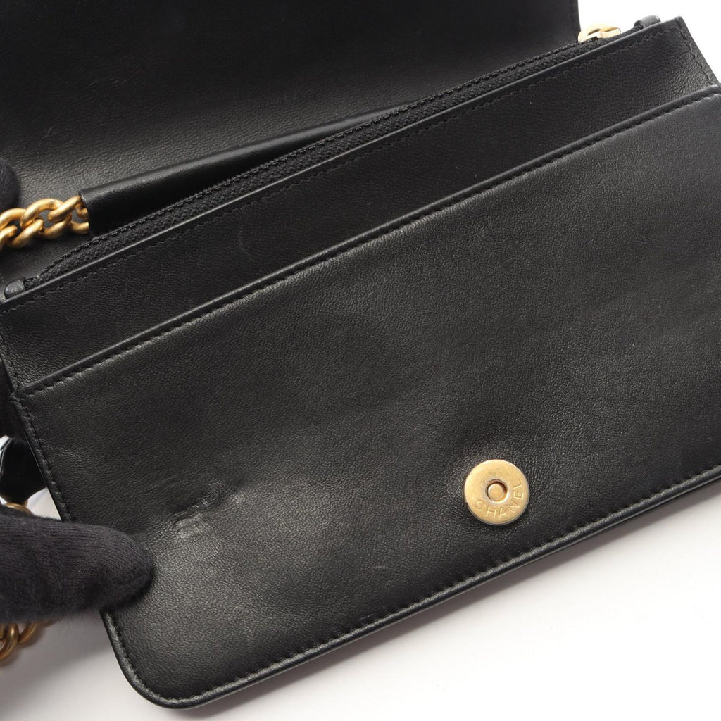 Chanel Shoulder Bag Boy Black Lambskin Boy Chain Wallet — view 7