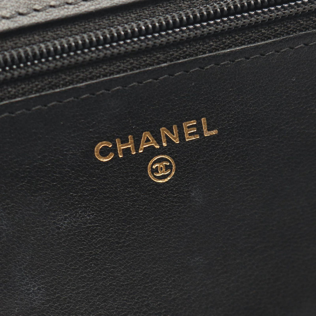 Chanel Shoulder Bag Boy Black Lambskin Boy Chain Wallet — view 4
