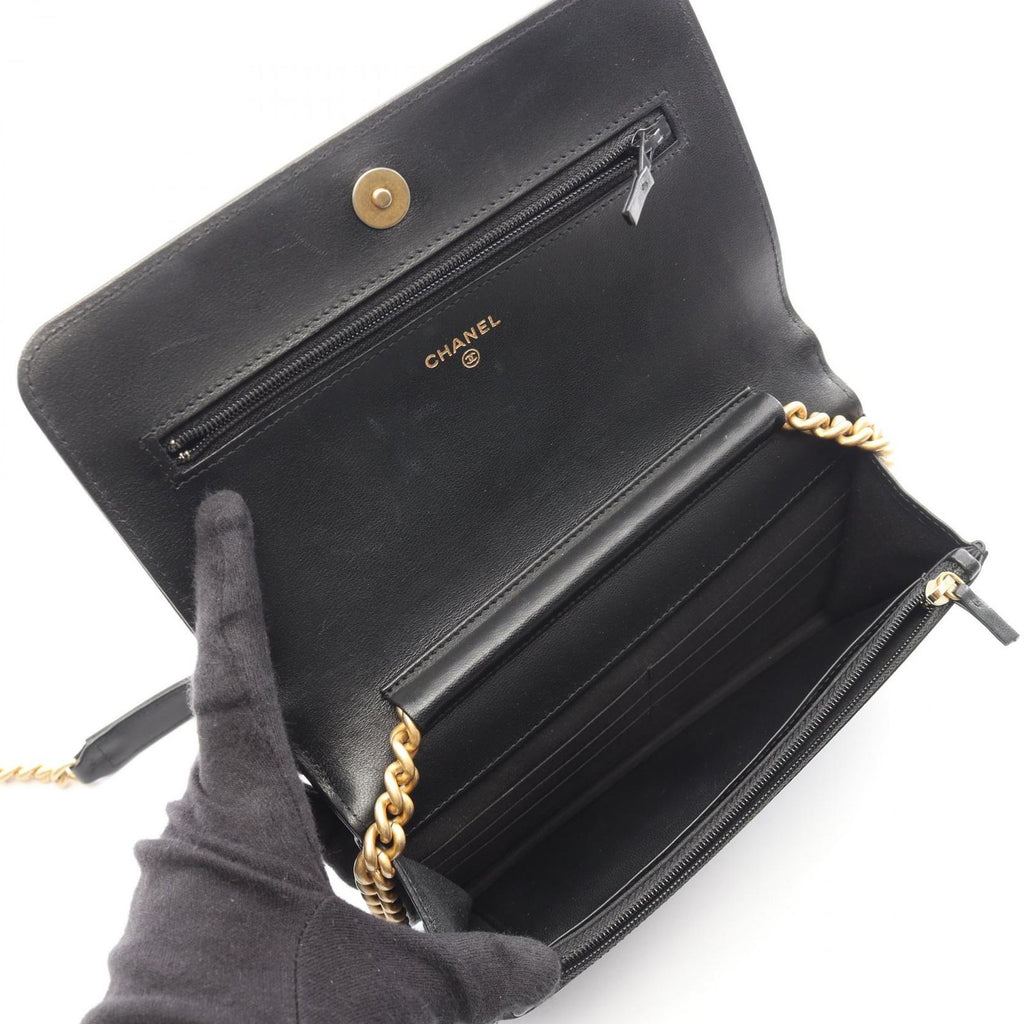 Chanel Shoulder Bag Boy Black Lambskin Boy Chain Wallet — view 3