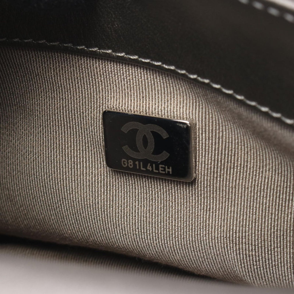 Chanel Shoulder Bag Quilted Round Flap Small Metallic Sill Bague Lambskin Chain — view 5