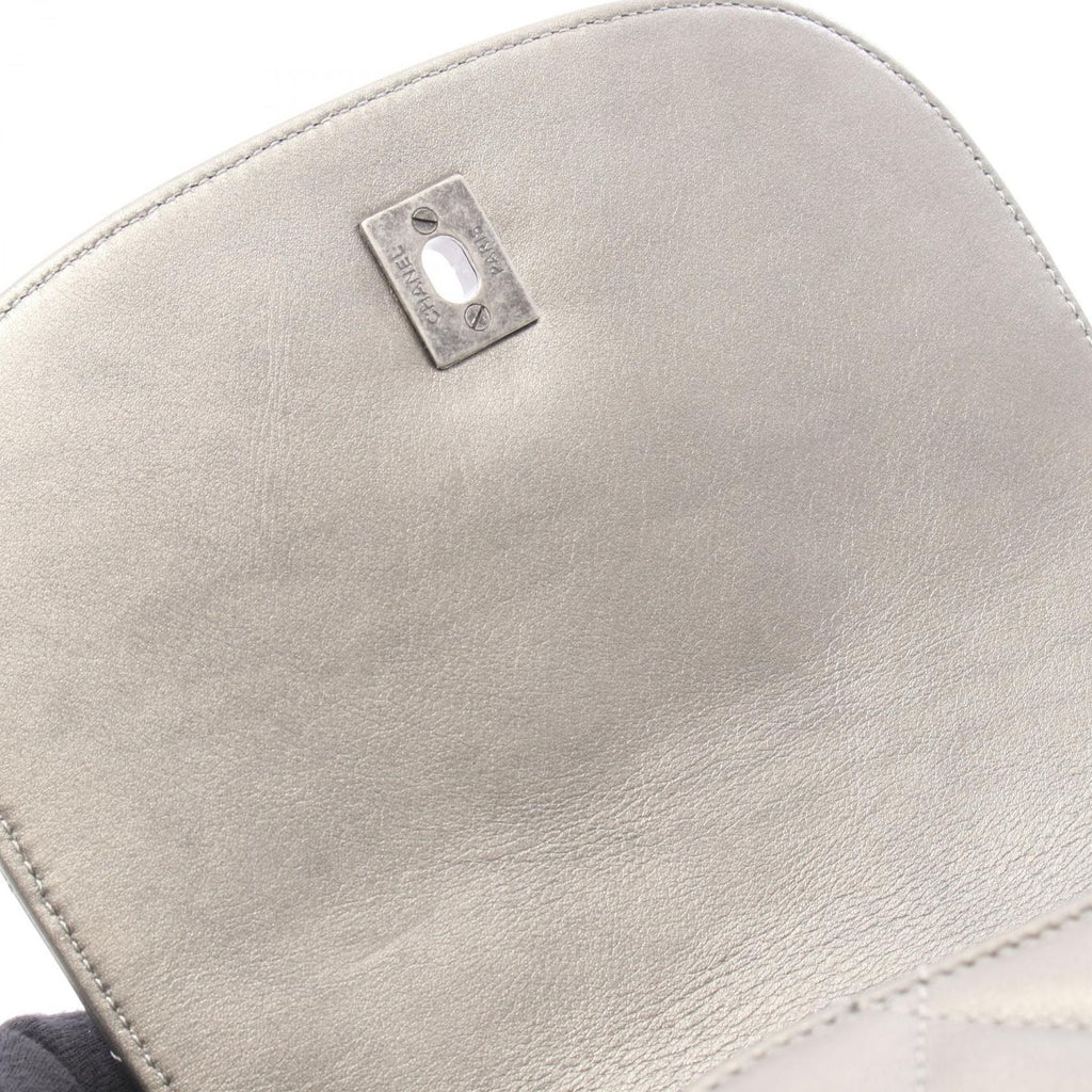 Chanel Shoulder Bag Quilted Round Flap Small Metallic Sill Bague Lambskin Chain — view 7