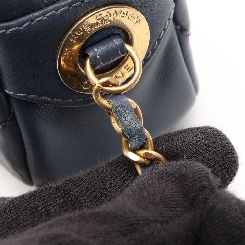 Chanel Shoulder Bag Stitch Che Blanc Smoked Blue Leather Mini Chain — view 8