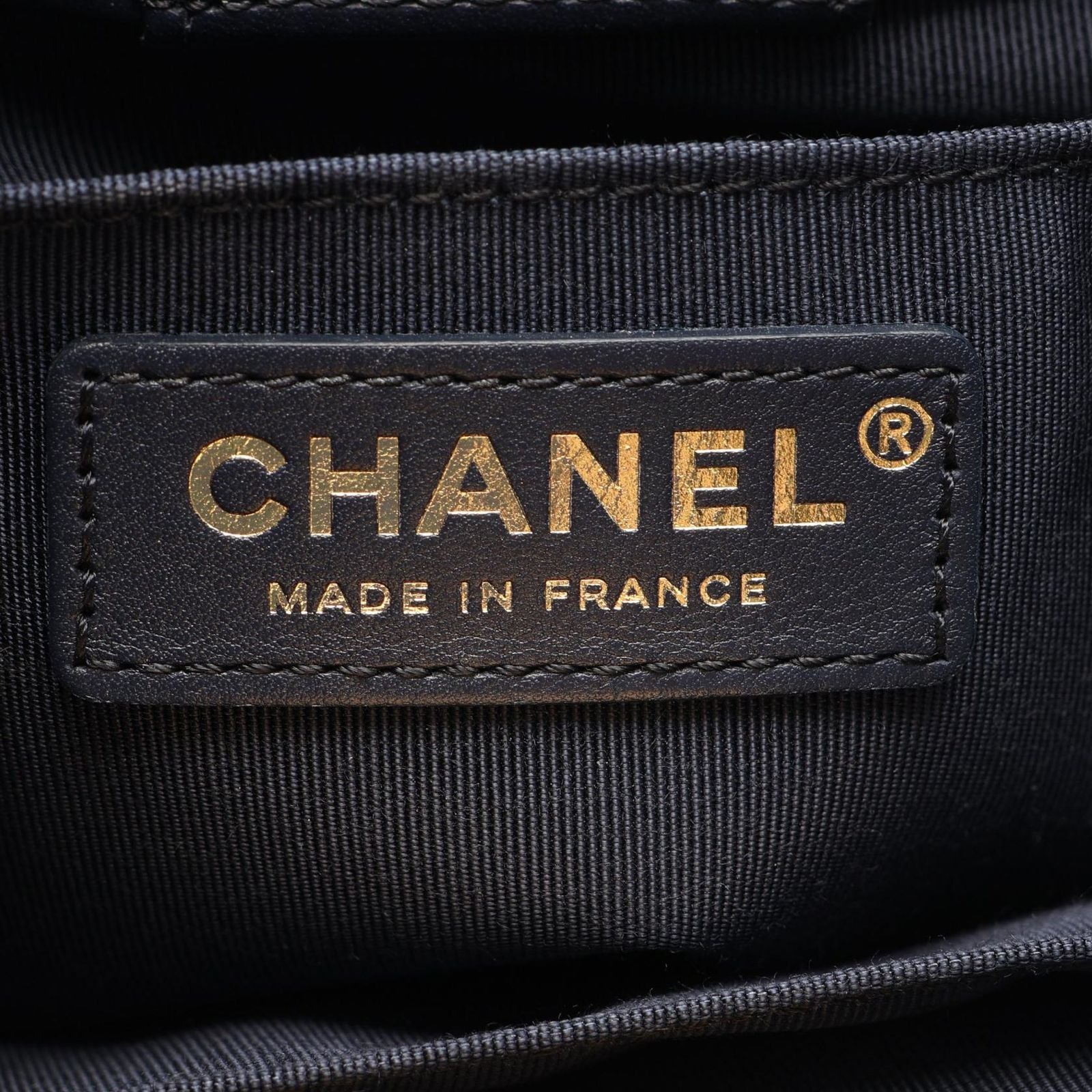 Chanel Shoulder Bag Boy 2-Way Navy Lambskin Boy Small — view 4