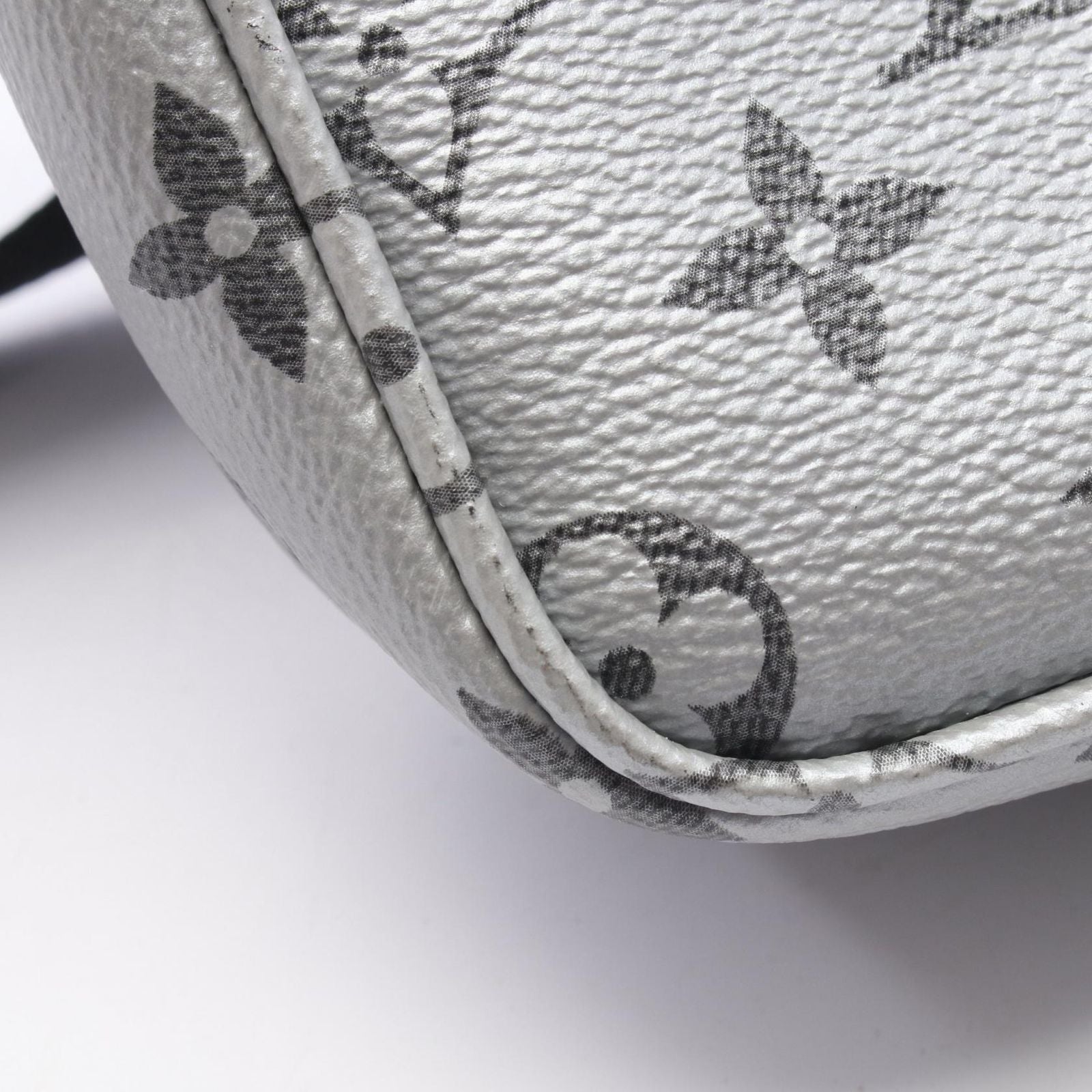 Louis Vuitton Shoulder Bag Reflective Messenger PM Silver Canvas — view 6
