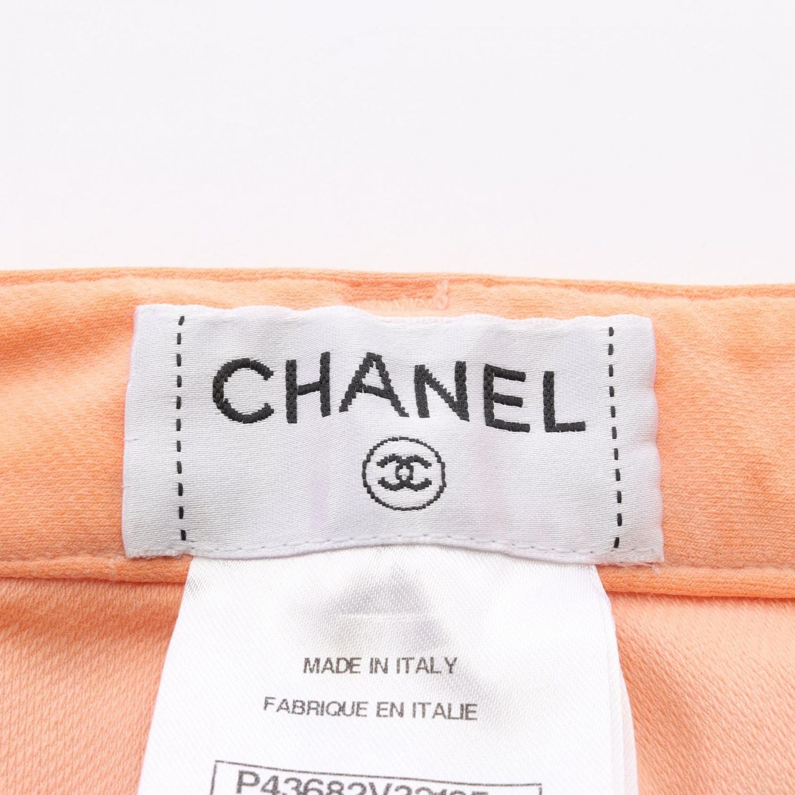 Chanel Pants CC Logo Pearl Button Skinny Cotton — view 3