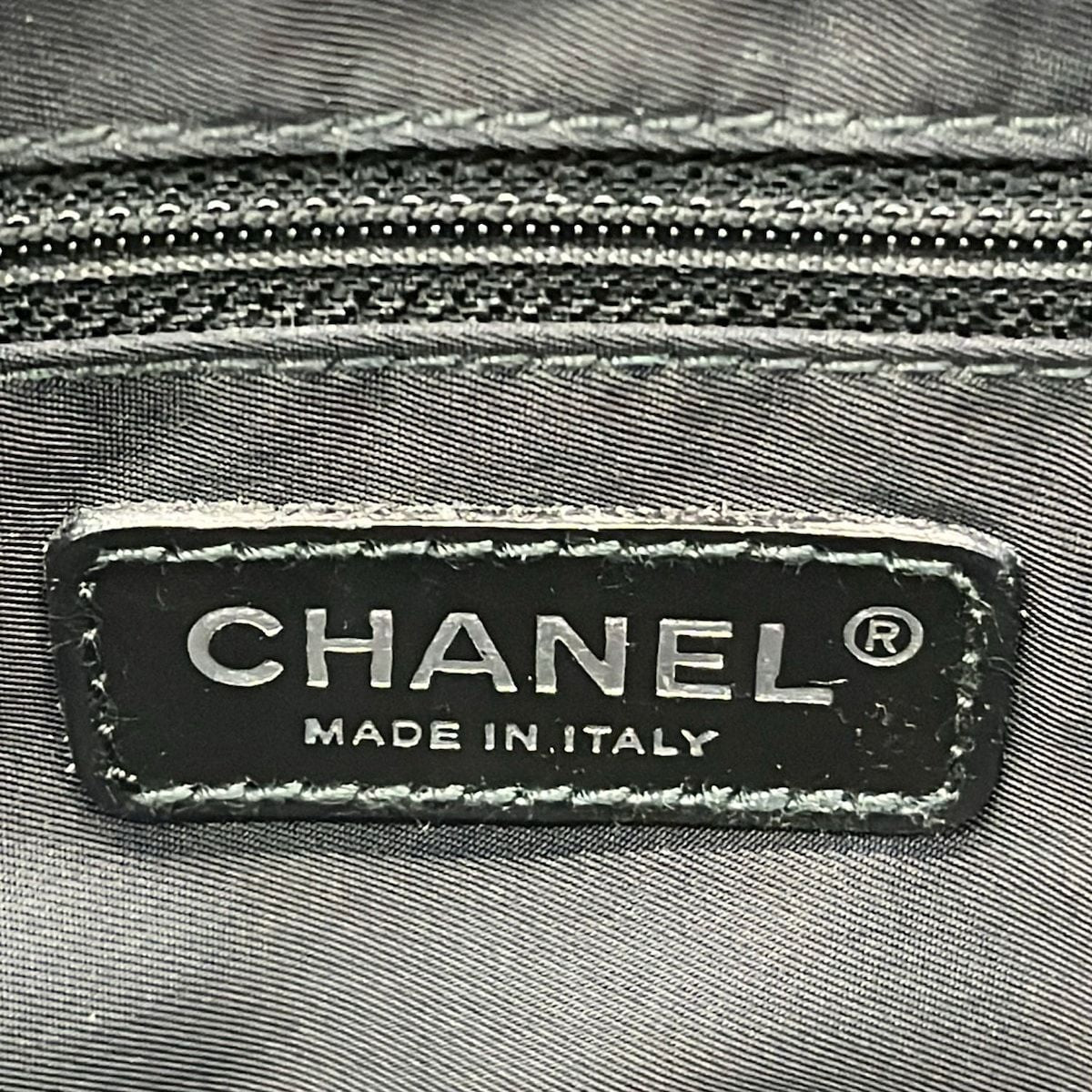 Chanel Handbag New Travel Line Dark Brown Black Leather — view 8