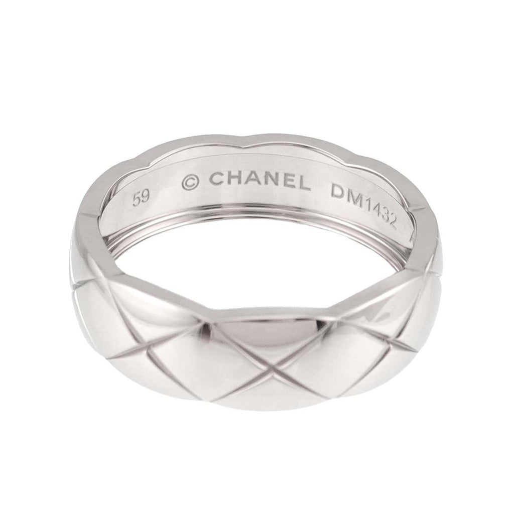 Chanel Coco Crush 59 Ring 18k WG 750 Quilted — view 3