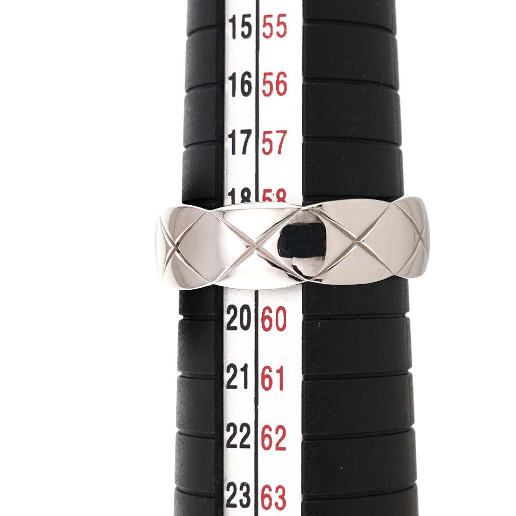 Chanel Coco Crush 59 Ring 18k WG 750 Quilted — view 6