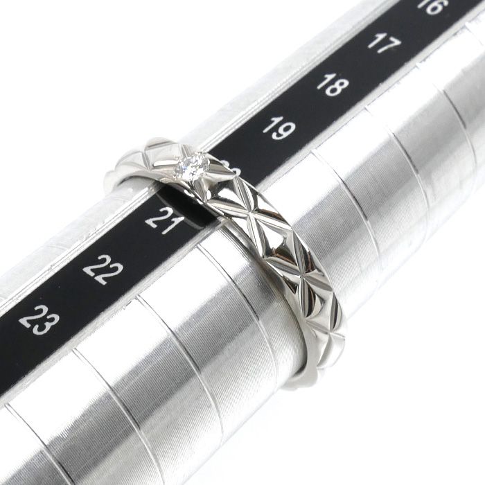 Chanel Platinum Quilted Ring Diamond — view 6