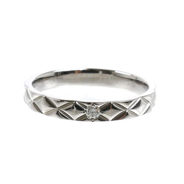Chanel Platinum Quilted Ring Diamond — view 3