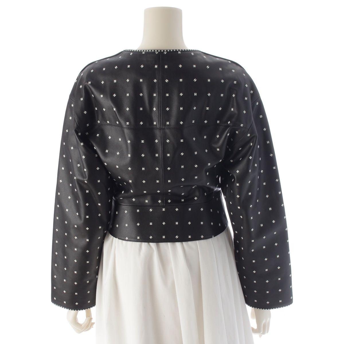 Chanel Lamb Leather CC Logo Cropped Collarless Jacket Black 34 — view 4