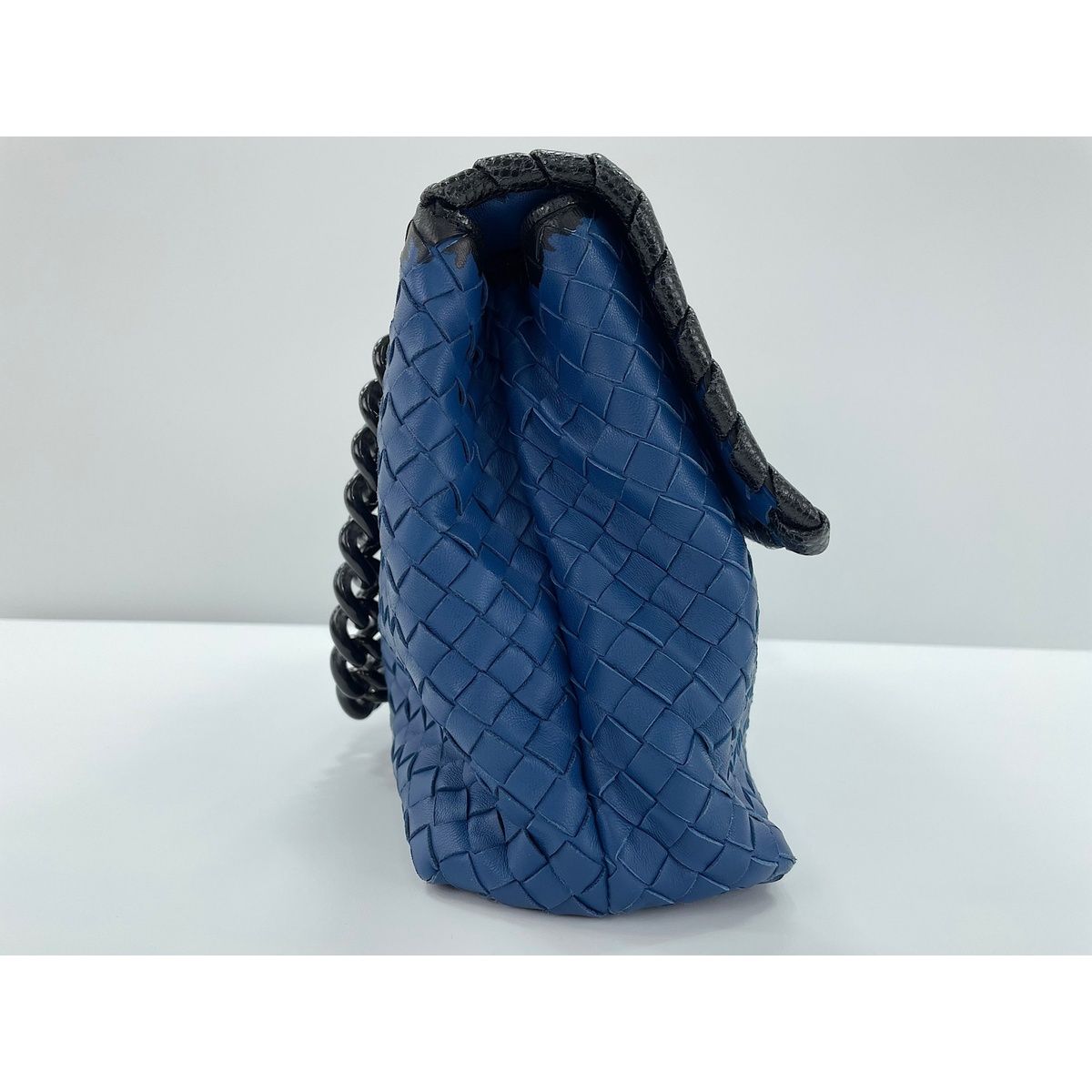 Bottega Veneta Shoulder Bag Olympia — view 4