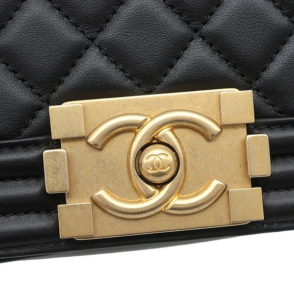 Chanel Shoulder Bag Boy 20 Lambskin Black Matt Togo Chain — view 8