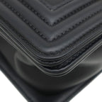 Chanel Shoulder Bag Boy 20 Lambskin Black Matt Togo Chain — view 4