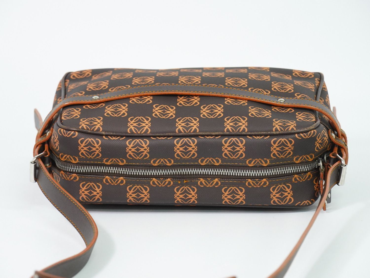 Loewe Anagram Shoulder Bag Brown Orange Second — view 5