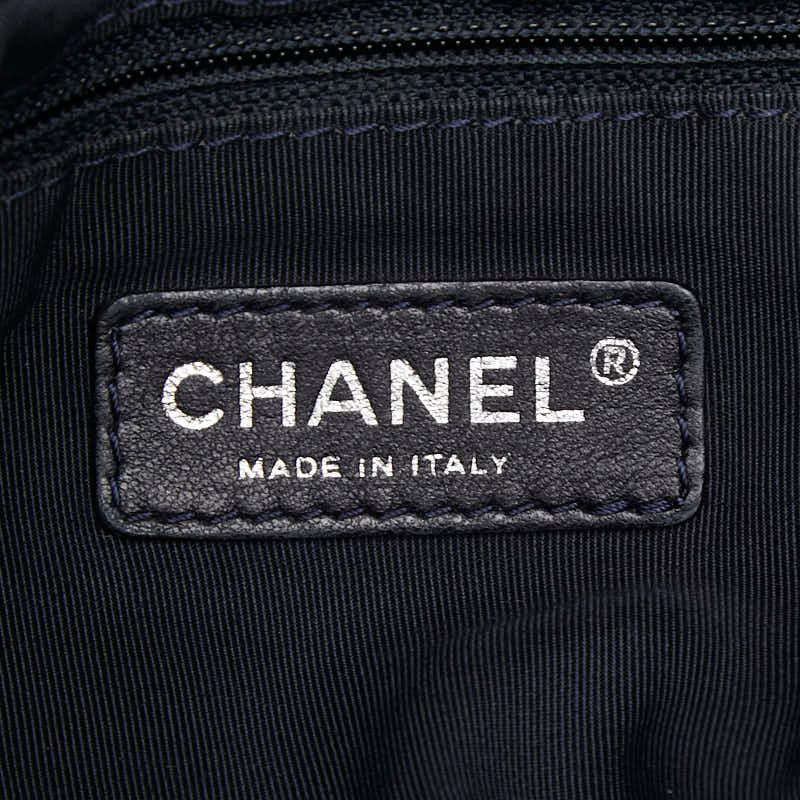 Chanel CC Logo Quilted Chain Shoulder Tote Navy Lambskin — view 8