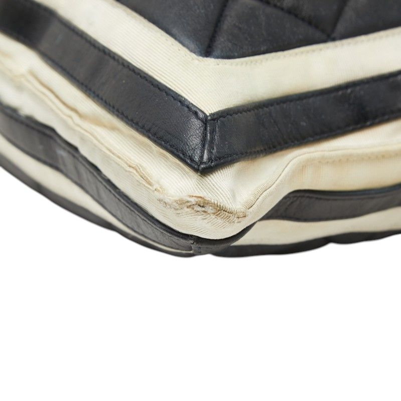 Chanel CC Logo Quilted Chain Shoulder Tote Navy Lambskin — view 4