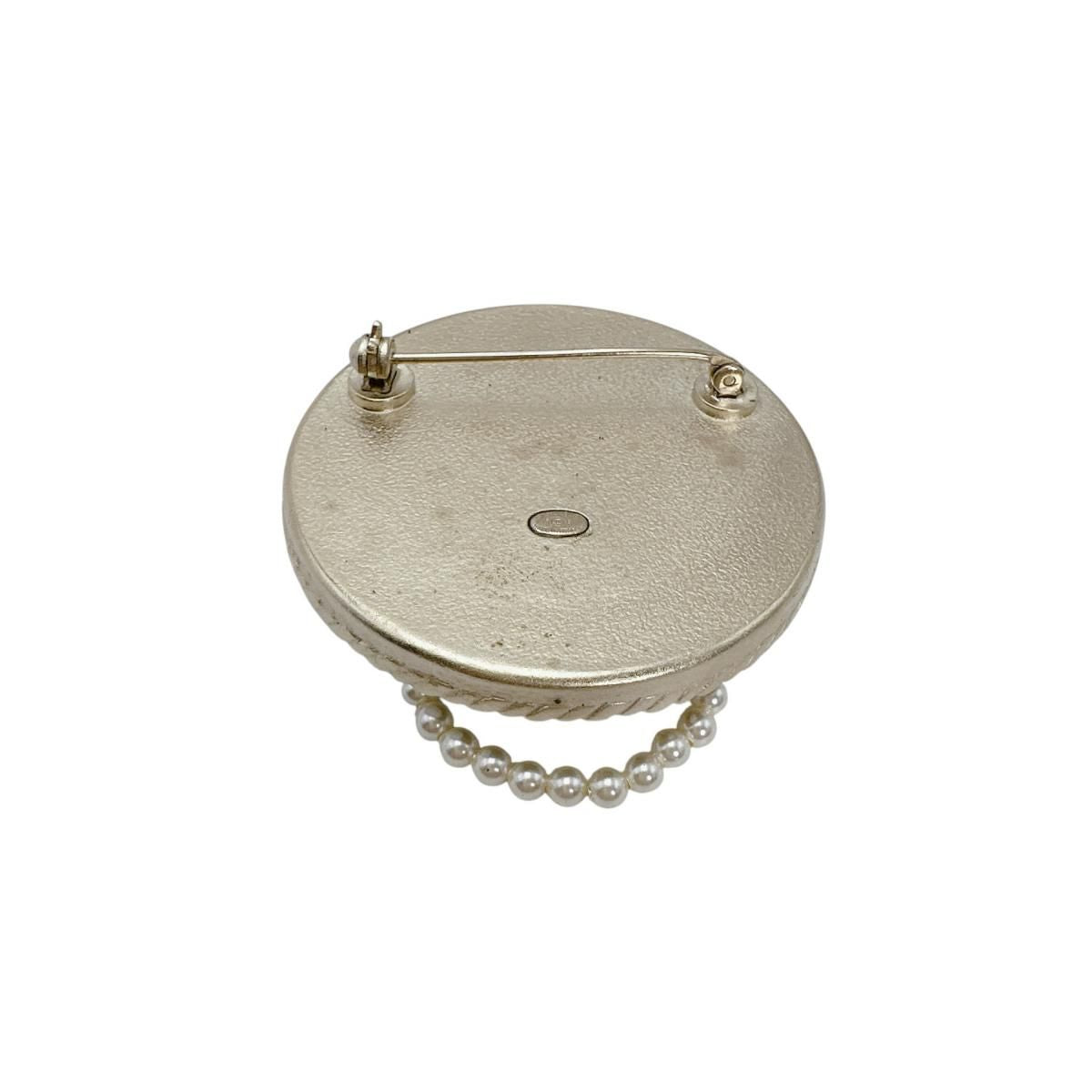 Chanel Bag Brooch White — view 3