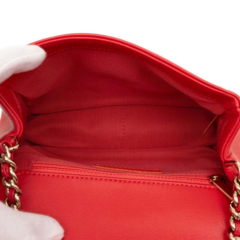 Chanel Quilted CC Logo Studded Chain Shoulder Bag Red Lambskin — view 4
