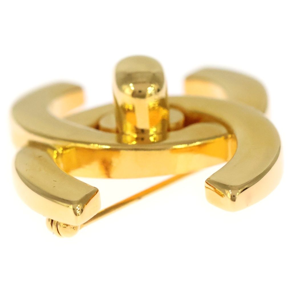 Chanel CC Logo Lock Bro Gold Plated Brooch — view 4