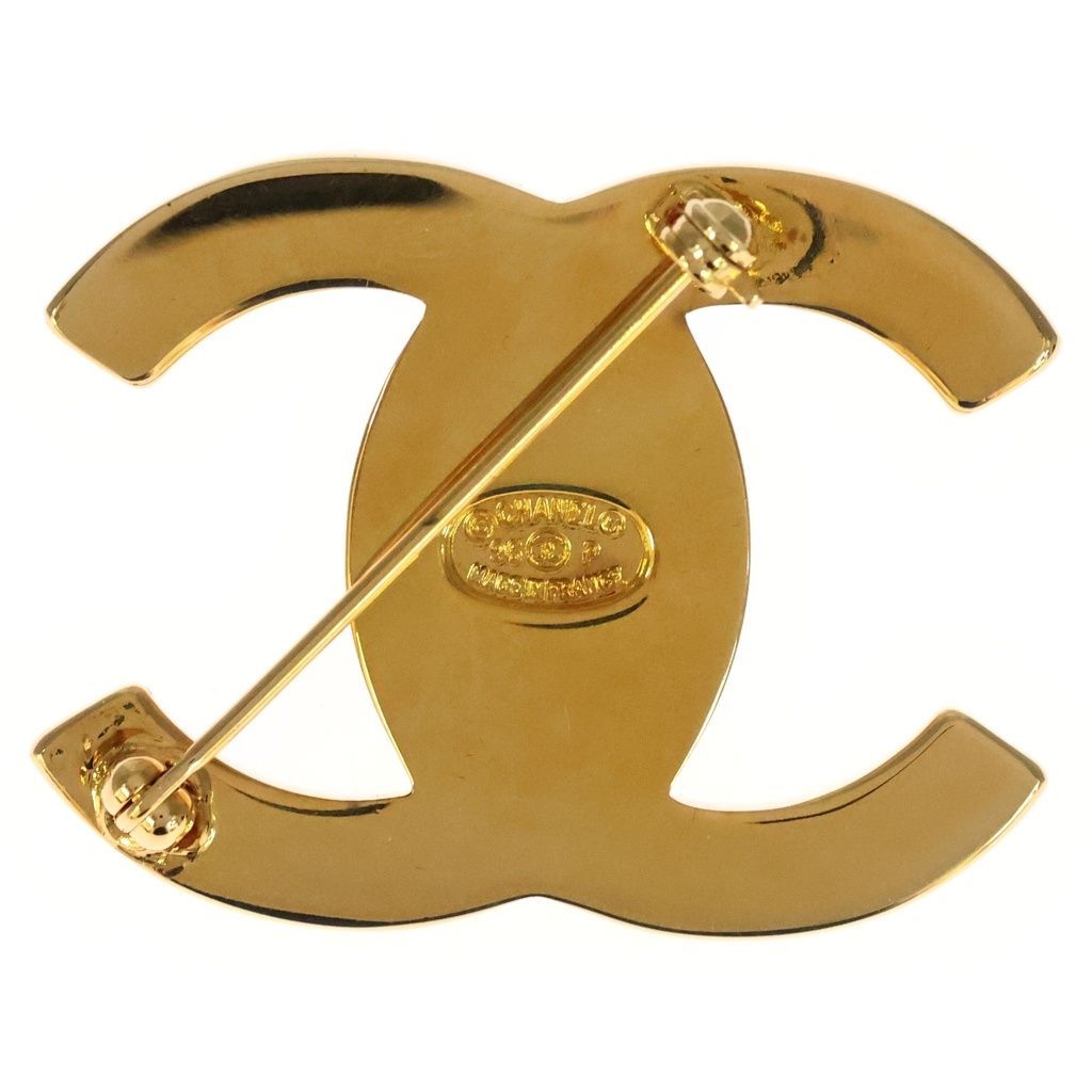 Chanel CC Logo Lock Bro Gold Plated Brooch — view 2
