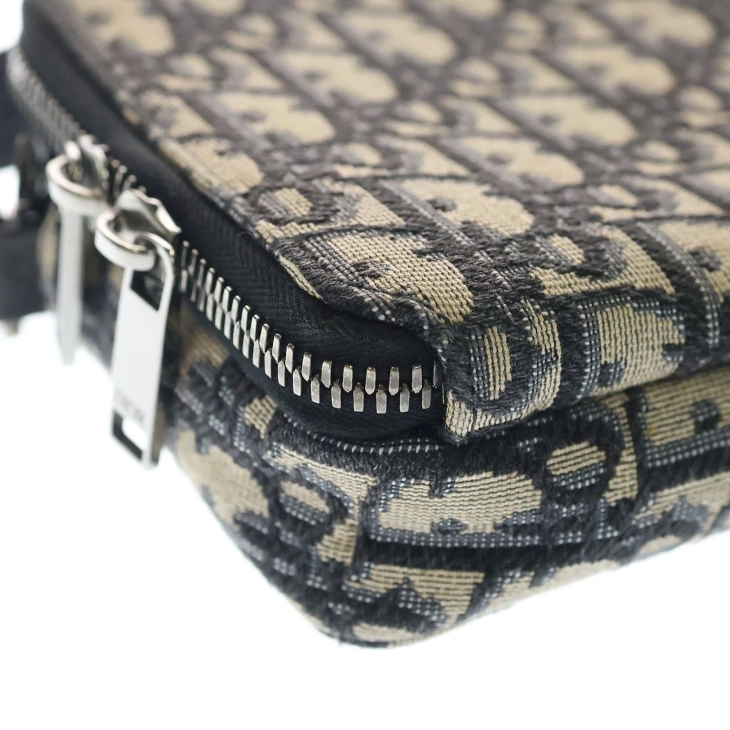 Dior Oblique Jacquard Canvas Shoulder Bag Beige — view 5