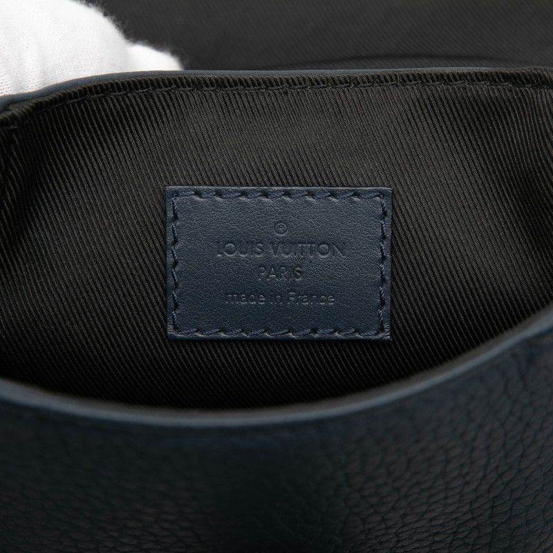 Louis Vuitton Christopher XS Shoulder Bag Navy Taurillon Leather — view 5