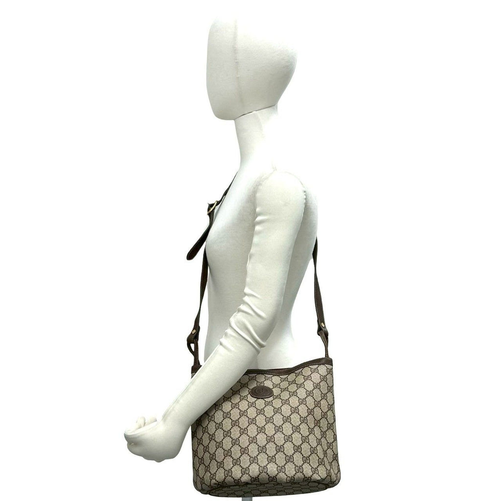 Gucci Vintage GG Logo Pattern Leather Shoulder Bag Crossbody Pochette Brown — view 2