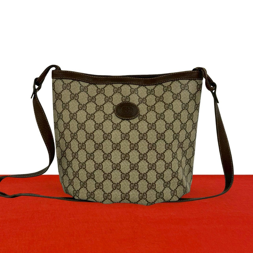 Gucci Vintage GG Logo Pattern Leather Shoulder Bag Crossbody Pochette Brown